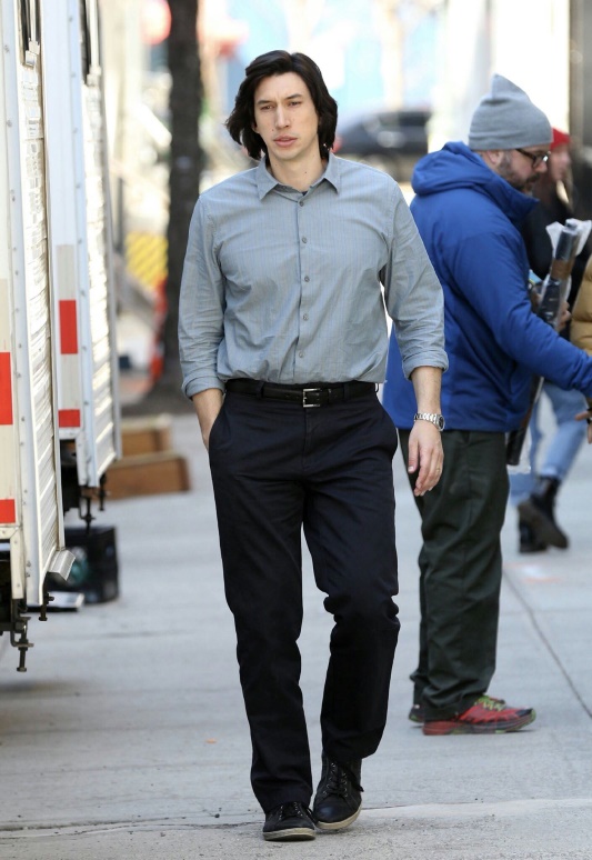 Look1_AdamDriver_9TO9Online.jpg